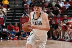 美記：楊瀚森來自CBA，我對(duì)其速度表示擔(dān)憂，因NBA節(jié)奏很快