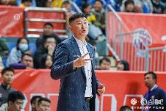 杜鋒：球隊磨合仍需提升，季后賽強度高需保持適應(yīng)狀態(tài)