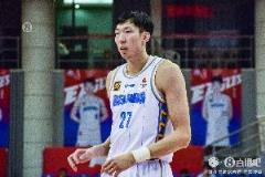 段冉：北京男籃需制定周琦缺席應(yīng)對方案并鎖死對手箭頭