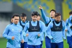 足球報：三鎮(zhèn)薪資每月準時發(fā)放，歷史債務仍持續(xù)推進解決