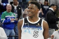 愛德華茲領(lǐng)到技犯將重賽 NBA官方撤銷此前判罰