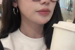 湖人還在戰(zhàn)斗，美娜怎么先放假去了？？
