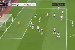 維拉2-0領先熱刺！羅杰斯分球助攻，卡馬拉帶球勁射破門！